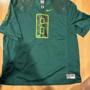 Nike Oregon Ducks #8 Marcus Mariota Football Jersey
